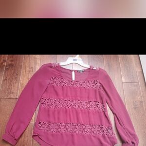 Double Zero Rose-Mauve Lace-Striped Blouse Size Small